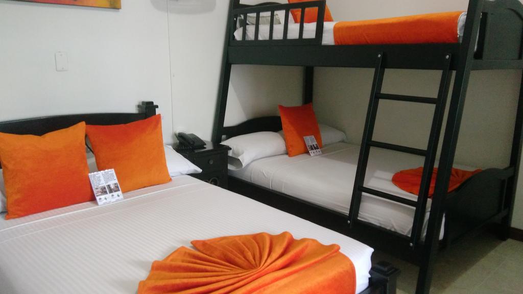 Hotel Colonial Pereira Zewnętrze zdjęcie