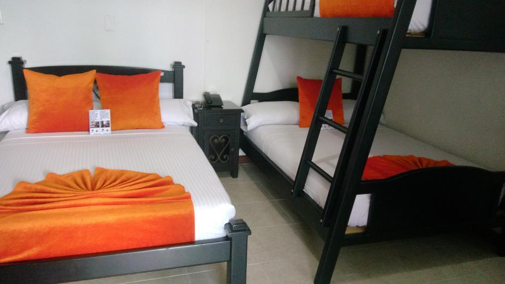 Hotel Colonial Pereira Zewnętrze zdjęcie